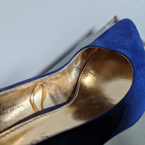 🛍️$5 Promo🛍️Blue Faux Suede Shoes - Picture 3 of 10